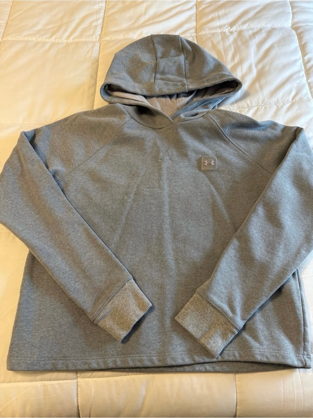 Under Armour Women’s Cropped Light Gray hooded Sweatshirt Size Small